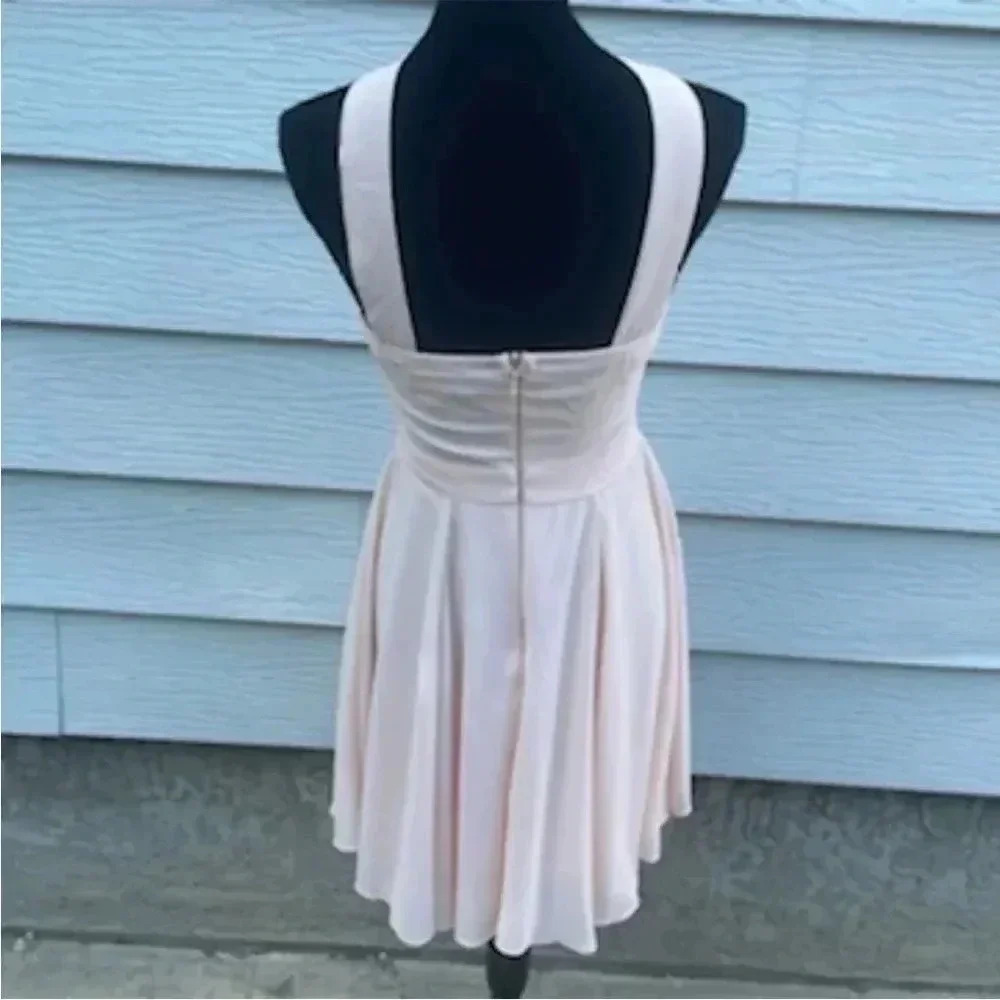 Lulu's  Dress - Picture 2 of 5